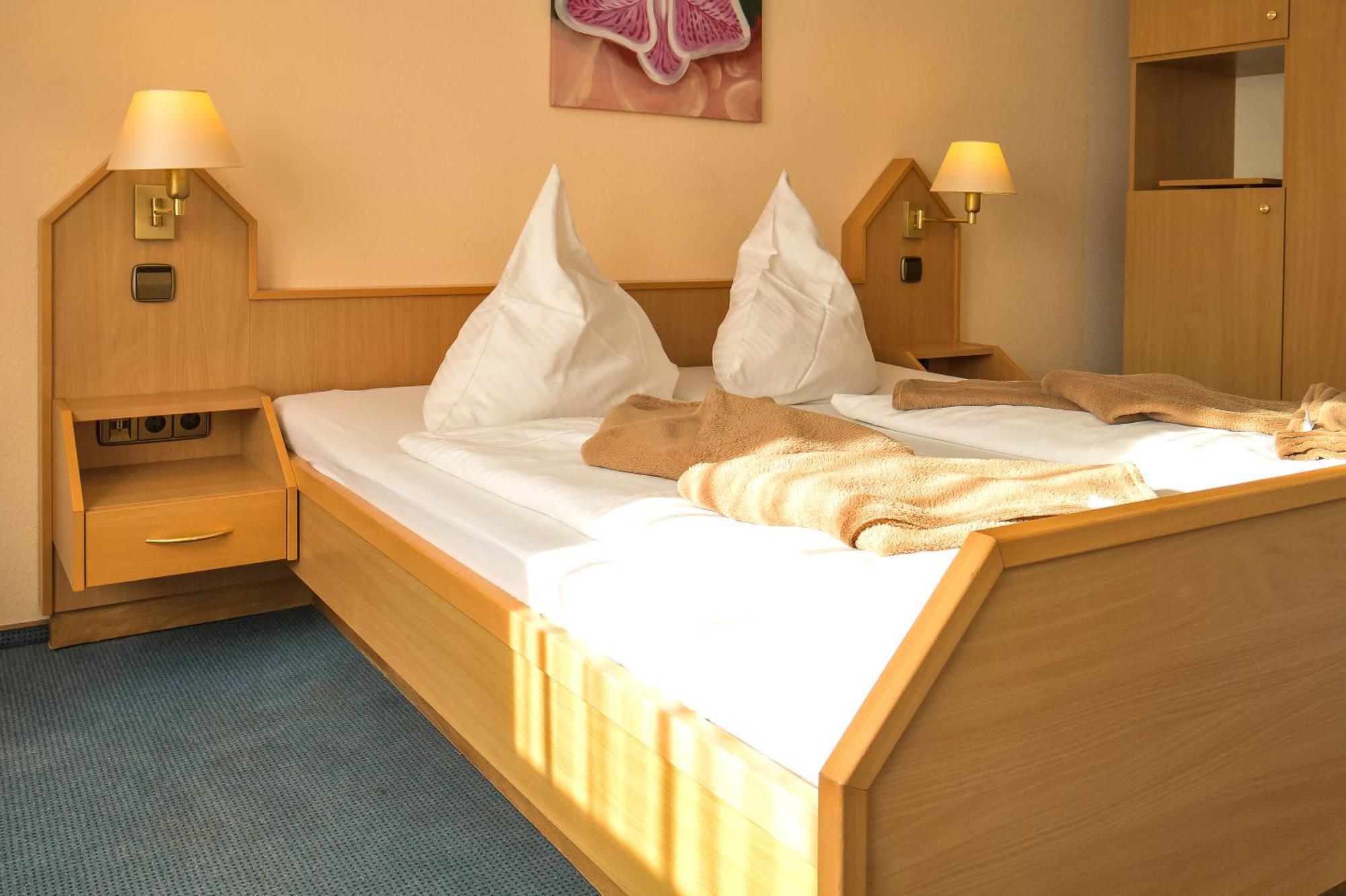Hotel Zum Lieben Augustin Meersburg Kültér fotó