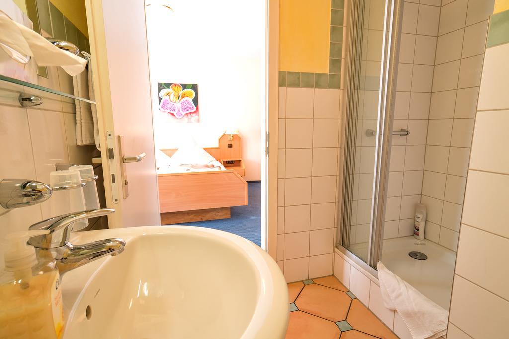 Hotel Zum Lieben Augustin Meersburg Kültér fotó