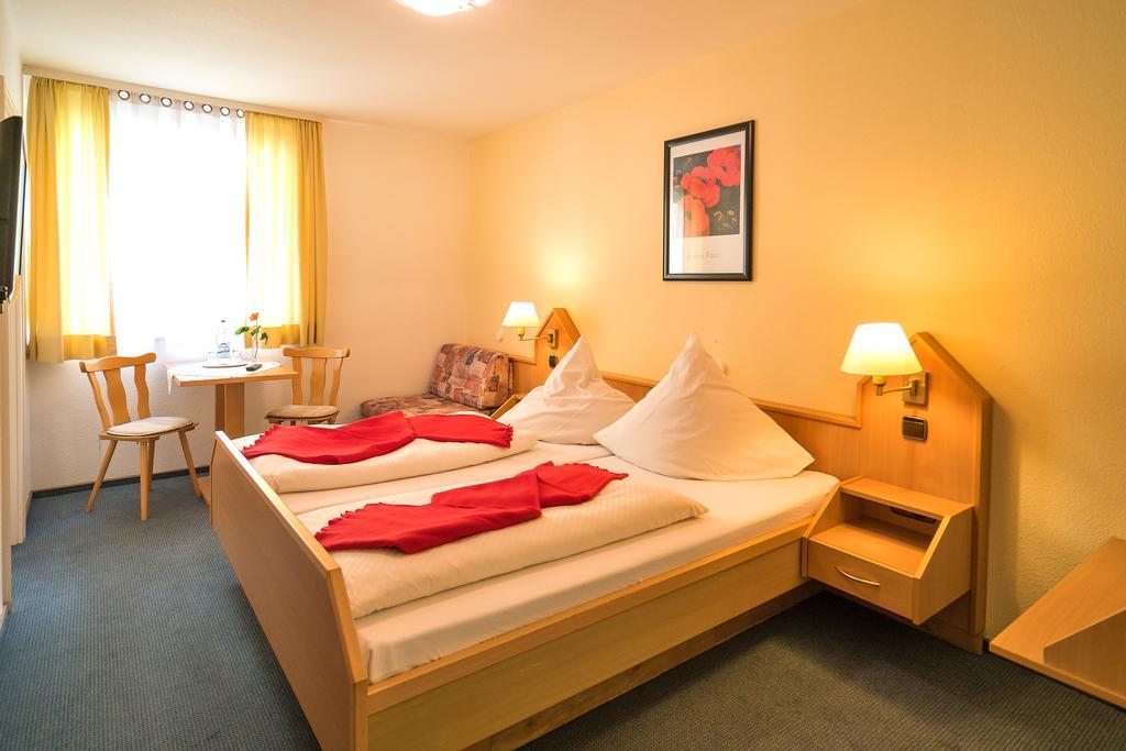 Hotel Zum Lieben Augustin Meersburg Szoba fotó