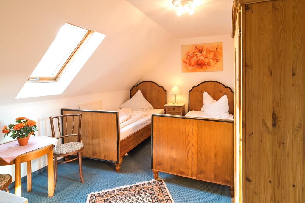 Hotel Zum Lieben Augustin Meersburg Szoba fotó