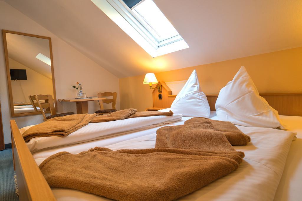 Hotel Zum Lieben Augustin Meersburg Szoba fotó