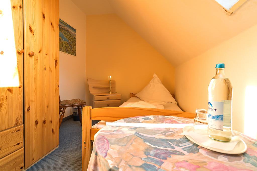 Hotel Zum Lieben Augustin Meersburg Szoba fotó