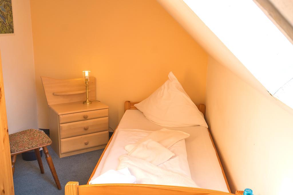 Hotel Zum Lieben Augustin Meersburg Szoba fotó