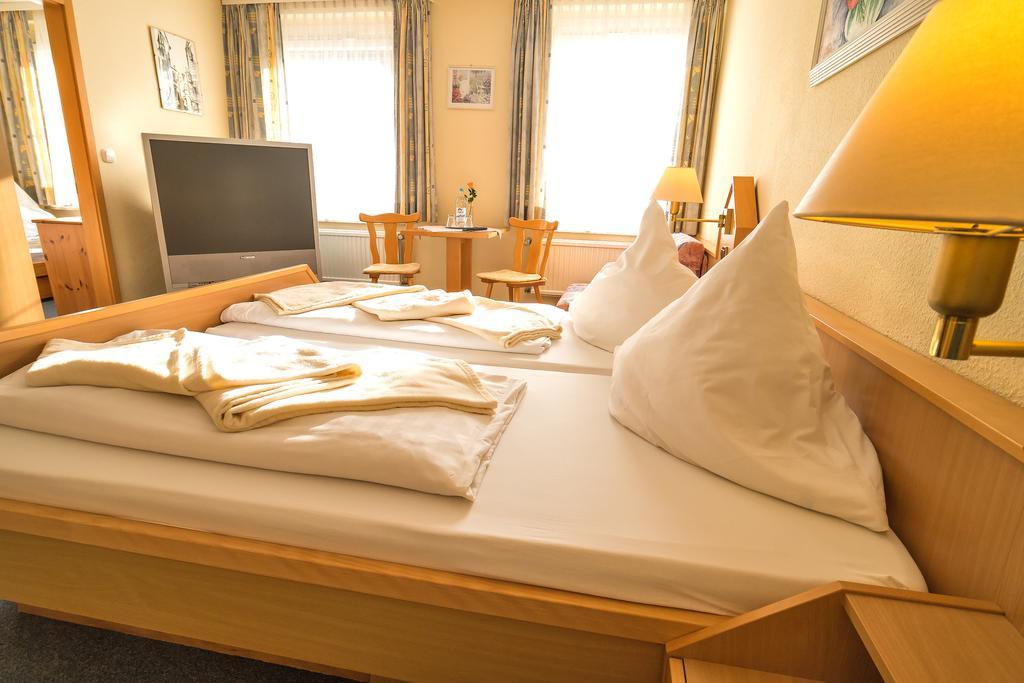 Hotel Zum Lieben Augustin Meersburg Szoba fotó